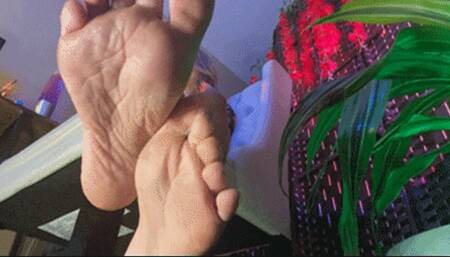 Young Soft Soles and Heels (HD) WMV