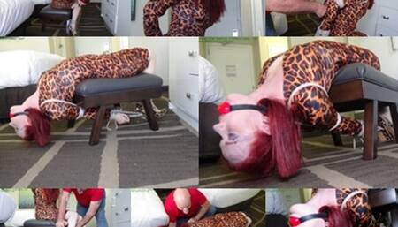 Defiant Domme inverted hogtie challenge (MP4 1280x720 SD)