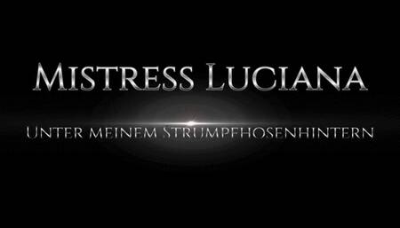 Under my pantyhose butt