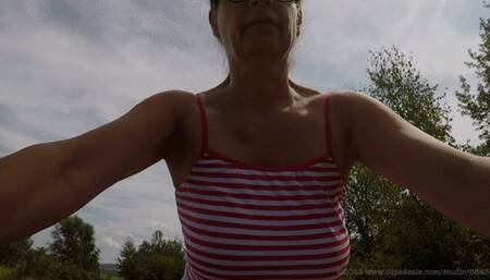 The bike ride (2018) (MP4)