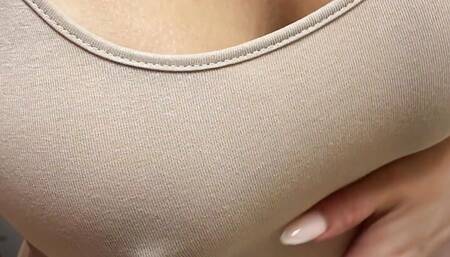 Stepmom with big tits bathes in the shower