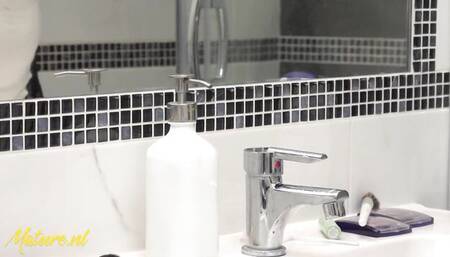 Mature NL Solo - gilf movie