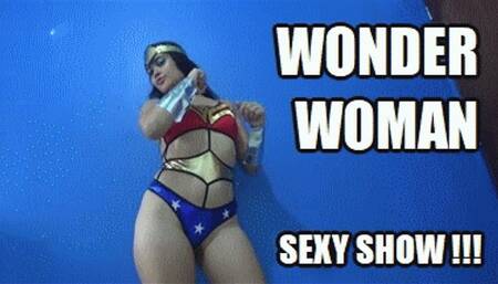 SUPERHEROINE COSPLAY 230830KVIO VIOLET WONDERWOMAN VERY SEXY SHOW HD WMV