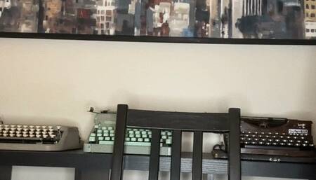 Elle Lyon Needs An Ashtray and She Picks You