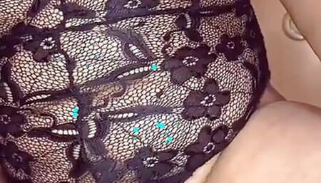 Marianniz Has Incredible Multiple Orgasms When She Masturbates