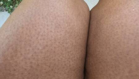 Tinies Slapped in-between Giantess Thighs 4K smaller