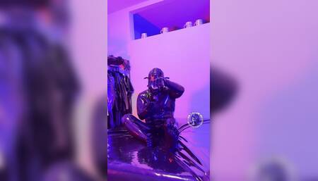 rubberdrone cumshot