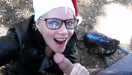 Cum For Christmas: Public Outdoor Christmas Blowjob