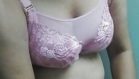 Pakistani desi bhabhi very sexually excited, want to fuck you