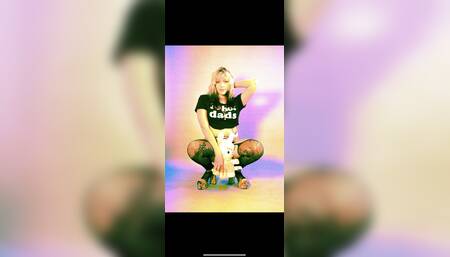 Sucking off my best friend for 5 mins....