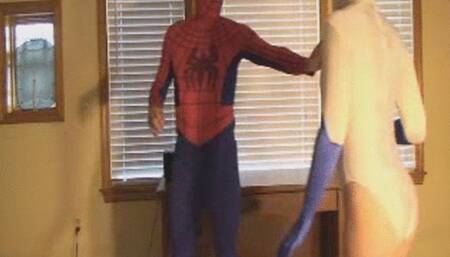 Angel Vs Spider-man - intergender wrestling match 320x240 iphone version