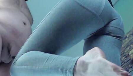 Slow motion Ballbusting (trailer)