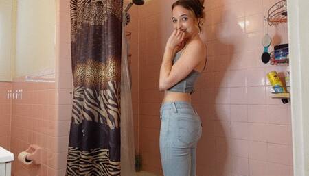 Getting my Light Levi Jeans Wet