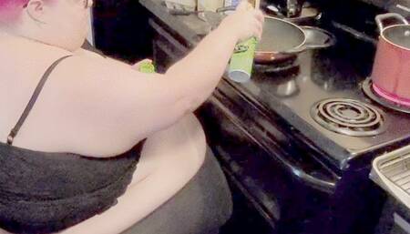 Farting While Cooking