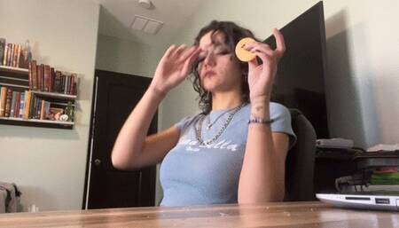 Giantess Maeve Destroys Tiny City