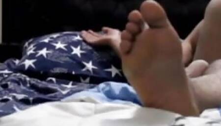 Paki wife showing pussy