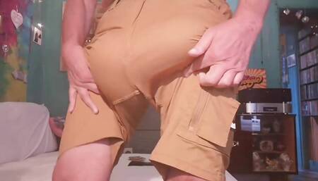 Bulging Fetish Underwear Show