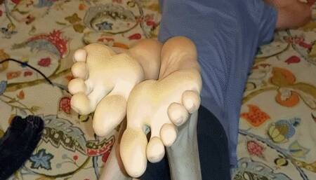 My boy's big feet WMV