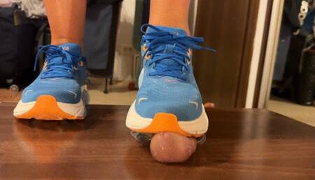 Hoka sneakers shoejob