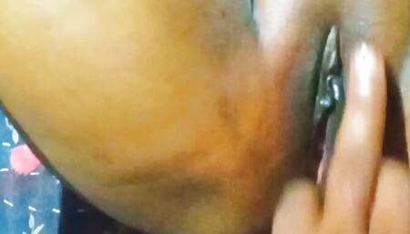 Bbw bhabhi ki chut ko mast apne land se choda on the bed pe patak patak ke choda