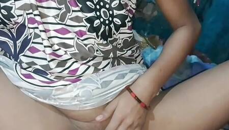 Bhabhai apni chut chatea obelisk se Chati chut chudai kart samye