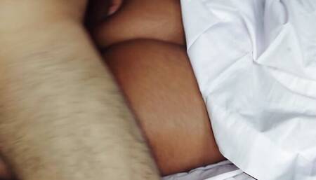 Sri Lankan sex School couple fuck in hotel room need cum lot her body xxx