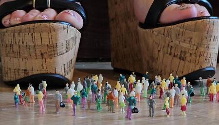 Giantess Cleaning Kitchen in Wedge Sandals Pt2