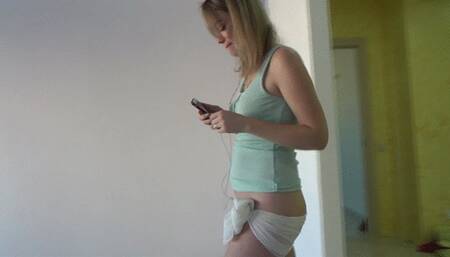 Dance showing off your crack