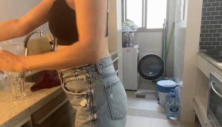 Pissing in jeans short