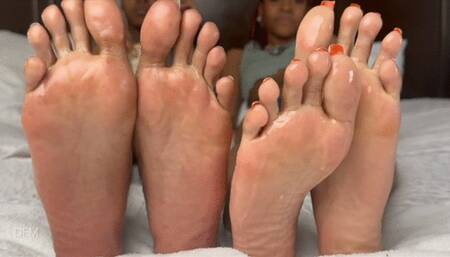"Double Oily Soles Zafeetllc and 100ktoes"