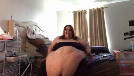 SSBBW BELLY LIFT AND PLOP