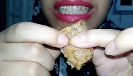 Biting flesh and bones