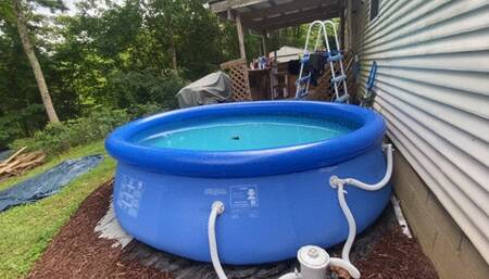 Tiny Human in Giantess Pool  1080 smaller