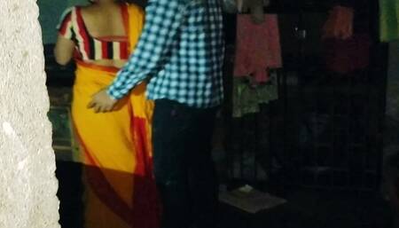 Rath me Bhabi ko kitchen me devar ne jabardast choda