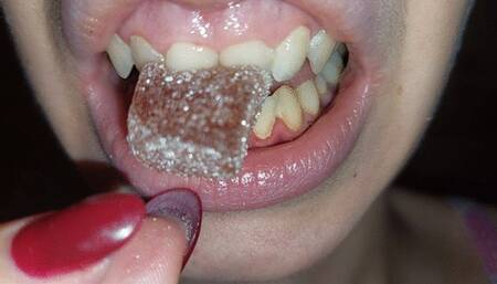 I chew and eat a jelly candy
