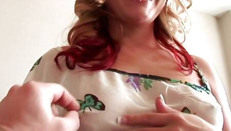 Hot Nkki James packed with huge boobs gives a handjob