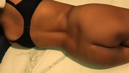 Hairy Bhabhi indian cuckold aunty suck