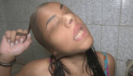 deformed face from the bathtub