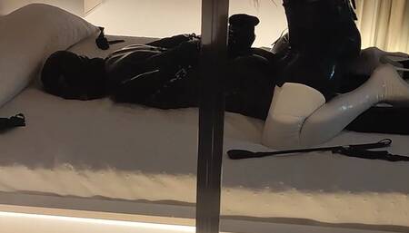 Tania penetrates her slutty slave