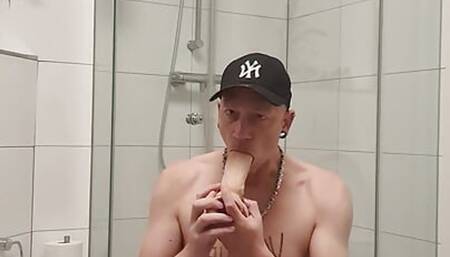 Bjoern_Voyeurs_Sub Dildo insertion , choking and gagging