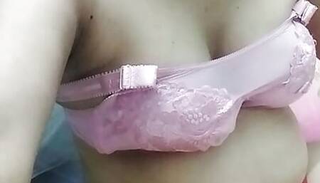 Pakistani Desi Bhabhi Is Sexually Every Xcited, Wants To Fuck You (part-1)