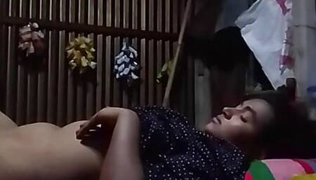 Indian desi bhabhi fucked her dever late night fucking village beautiful bhabhi affair  with Rinki