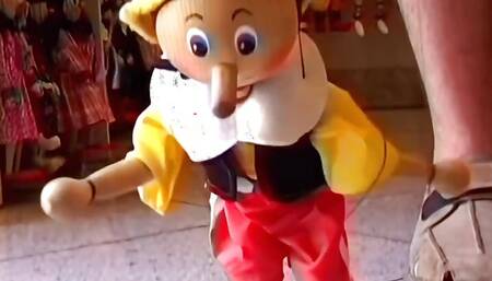 Babe Luisa De Marco Has an Anal Riding Sex Outdoors