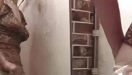 Blonde Phoenix Ray is an 18-year-old Whore Who has Good Sex Skills