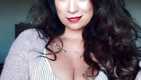 Cleavage Tease 3 preview