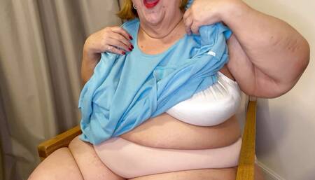 Fuck this slutty and fat grandmother when she wakes up from her nap