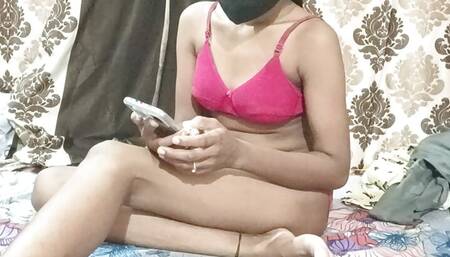 Phone me dekh rhi thi sexy video jija ne aakar chod diya