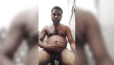 #Indian PornStar Ravi self pissing shallow.    Indianrockstarmum my Instagram