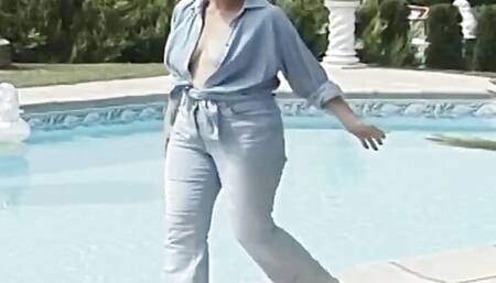 Sunbathing Got Interrupted When He Snuk up Behind Her