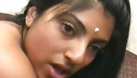 Lubricious pampean cant squander an opportunity to dip his mutant dong in cute Indian floozie Monikka's wet twat